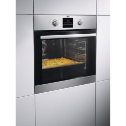 AEG Einbaubackofen BPS33102ZM, Pyrolyse-Selbstreinigung, Backauszug, 2 Paar