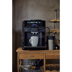 SIEMENS Kaffeevollautomat EQ.6 plus s400 TE654509DE, inkl. Milchbehälter im Wert von UVP € 49,90