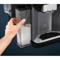 SIEMENS Kaffeevollautomat EQ.5 500 integral TQ505D09, einfache Bedienung, integrierter Milchbehälter, 2 Tassen gleichzeitig