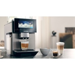 SIEMENS Kaffeevollautomat EQ900 TQ903D43, Home Connect App, baristaMode, superSilent, 6,8” Full-Touch-Display