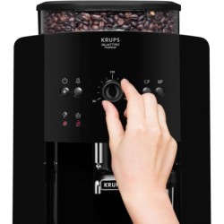 Krups Kaffeevollautomat EA8110 Arabica Quattro Force, 1450 Watt, Wassertankkapazität: 1,8 Liter, Pumpendruck: 15 bar