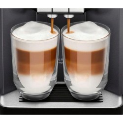 SIEMENS Kaffeevollautomat EQ.5 500 integral TQ505D09, einfache Bedienung, integrierter Milchbehälter, 2 Tassen gleichzeitig